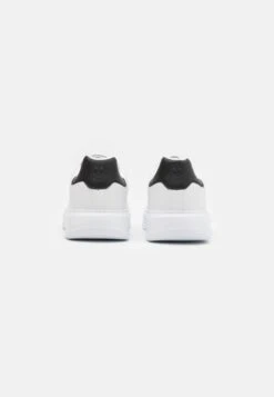 YOURTURN Unisex - Trainers - White -Yourturn Sales Store 01b6cd1cae564b848cd1da9659e6a859