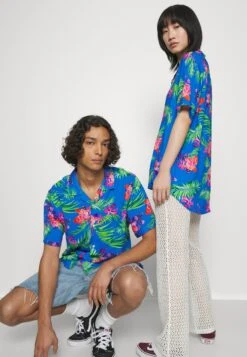 YOURTURN Unisex - Button-Down Blouse - Blue -Yourturn Sales Store 028fbc2b9dd4470f97caded719d2c55d