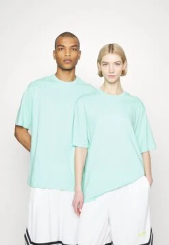 YOURTURN 3Pack Unisex - Basic T-Shirt - White/Mint/Black -Yourturn Sales Store 040b78e35749491e847d3c331d0e5ce6