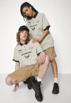 YOURTURN Genderless Parachute - Shorts - Brown -Yourturn Sales Store 0a098ffaef5c4f0797a723c98a77422a