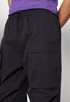 YOURTURN Unisex - Cargo Trousers - Black 13 YOURTURN Unisex - Cargo Trousers - Black -Yourturn Sales Store 12c0eb3432924e5180ee844ffb94cc93