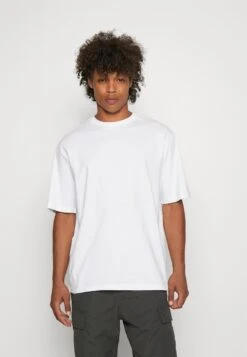 YOURTURN 3Pack Unisex - Basic T-Shirt - White/Dark Grey /Dark Brown -Yourturn Sales Store 31b66253f15a4365a17eab3e217489b8