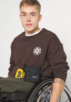 YOURTURN Unisex - Sweatshirt - Dark Brown -Yourturn Sales Store 40b90b90aee84207a95b19f9c8e9e27f