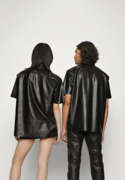 YOURTURN Unisex - Button-Down Blouse - Black -Yourturn Sales Store 4346764e9717482887abdbdfe70468dd