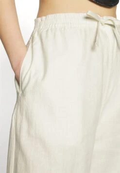 YOURTURN Genderless Parachute Unisex - Trousers - White -Yourturn Sales Store 550eb4063f7e4f1cbca9890550f66ec1