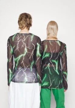 YOURTURN Unisex - Long Sleeved Top -Black -Yourturn Sales Store 5ec700df3d4a4ac6b8b9c0c4d33e0a43