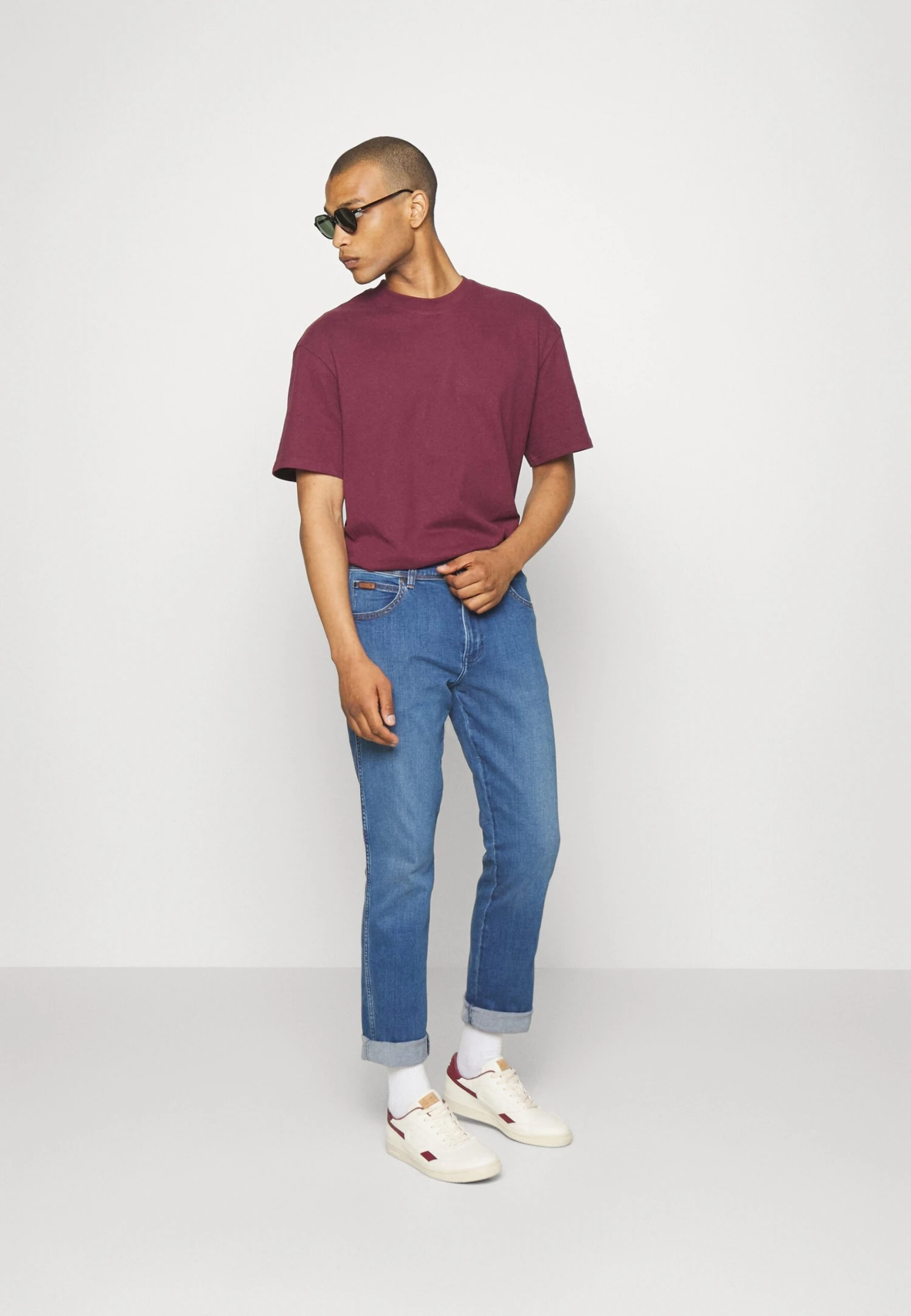 YOURTURN Unisex - Basic T-Shirt -Red 4 YOURTURN Unisex - Basic T-Shirt -Red - Image 2