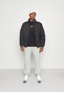 YOURTURN Oversize Puffer Jacket Unisex- Winter Jacket - Black -Yourturn Sales Store 6aff41f2d9a94e539795dda9afeb210d