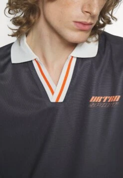 YOURTURN Unisex - Polo Shirt - Black -Yourturn Sales Store 701d8a351c394b1e8290de0aeb56f74f