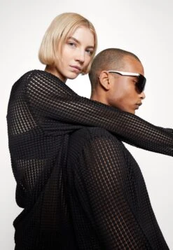 YOURTURN Unisex - Long Sleeved Top - Black -Yourturn Sales Store 72f6b4fe5a07460399dfe04b58fdb73b