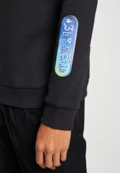 YOURTURN Rick And Morty Unisex - Hoodie - Black -Yourturn Sales Store 7988b167958347ce8d1cef9a3c0d7d77