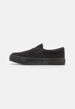 YOURTURN Unisex - Slip-Ons - Black