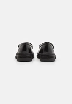 YOURTURN Slip-Ons - Black 10 YOURTURN Slip-Ons - Black -Yourturn Sales Store 9e2db4d6f11446cc9d7a304ff1ecc8c6