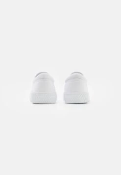 YOURTURN Unisex - Slip-Ons - White -Yourturn Sales Store a878d1f30e534386893a5f480c0a16d2
