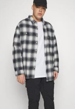 YOURTURN Unisex 3 Pack- Basic T-Shirt - White/Lilac/Black -Yourturn Sales Store b76caf78013e4b46a4acaa1bad88b35b