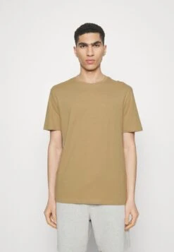 YOURTURN Unisex 5 Pack - Basic T-Shirt - White/Apricot/Light Blue -Yourturn Sales Store bb7d3aa5945e47ea9d3ea26715aa8ea9