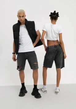 YOURTURN Unisex - Denim Shorts - Black -Yourturn Sales Store cb0e8a238396470b9ff5ebb0b55a6e08