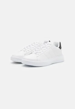 YOURTURN Unisex - Trainers - White -Yourturn Sales Store cb1abb09a10346049d523ce79dde8728