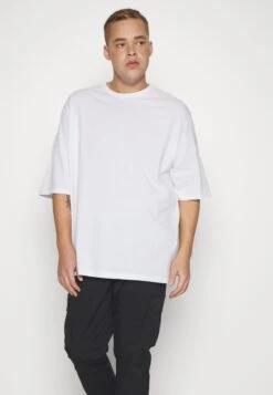 YOURTURN Unisex 3 Pack- Basic T-Shirt - White/Lilac/Black -Yourturn Sales Store cb9c9002ed3c48f39889fdf92ee7a70a