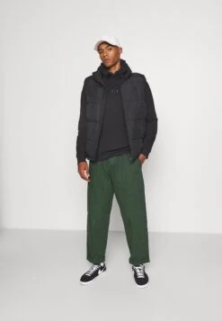 YOURTURN Puffer Vest Unisex - Waistcoat - Black -Yourturn Sales Store e0fd17c1cedf47728bf309563dd8bf19