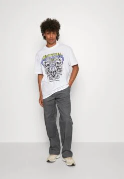 YOURTURN Rule Skull Graphic Tee Unisex - Print T-Shirt - White -Yourturn Sales Store ea0bd1834ccb457aa8538a7c4ee6f8d7