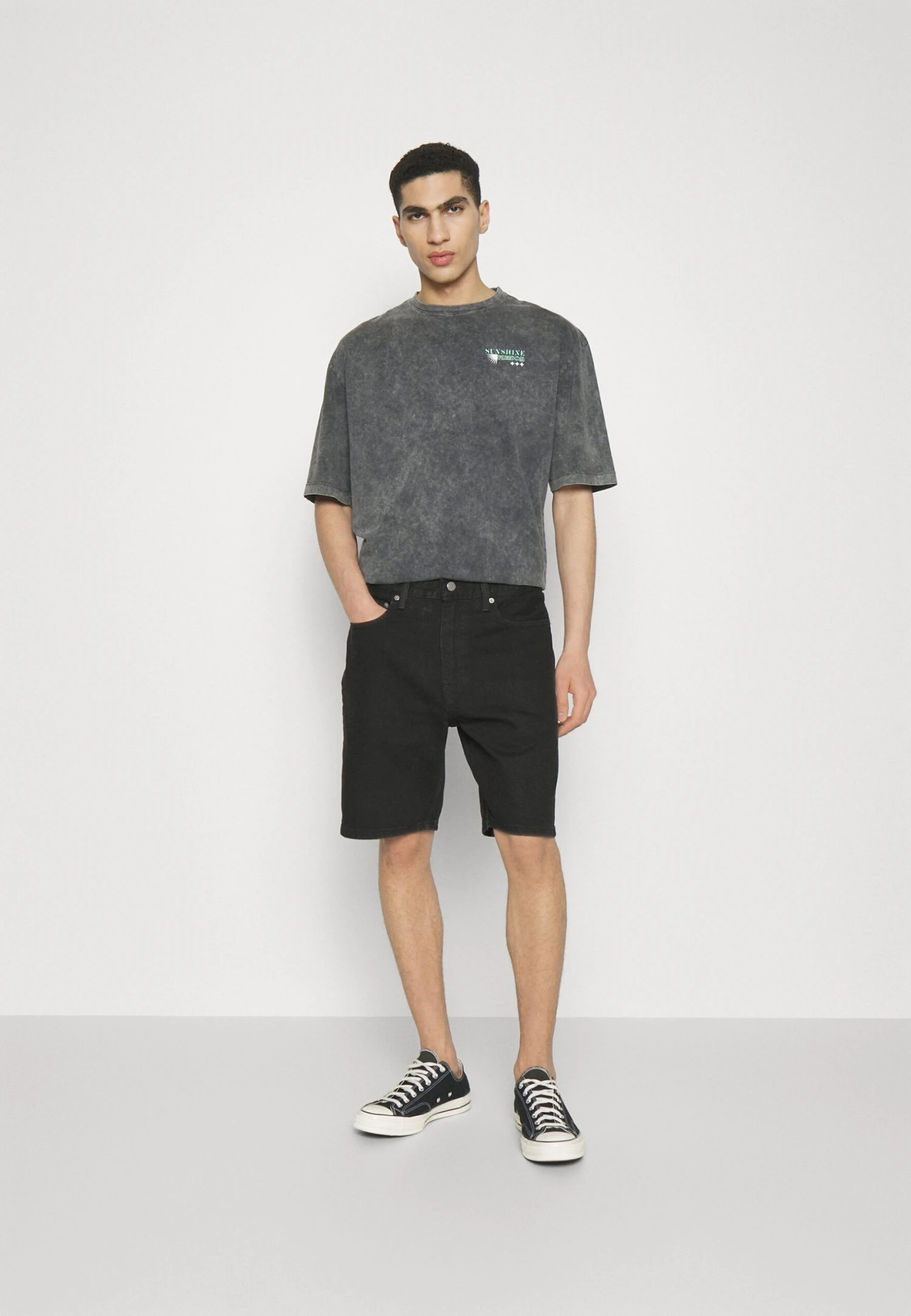 YOURTURN Unisex - Print T-Shirt - Mottled Black 4 YOURTURN Unisex - Print T-Shirt - Mottled Black - Image 2