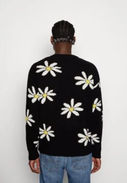 YOURTURN Jumper - Black -Yourturn Sales Store f4b0c7a801764c13b7116719ecf26c75