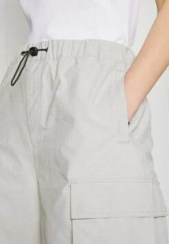 YOURTURN Unisex - Shorts - Light Grey -Yourturn Sales Store fb21bd3b219d4ff4b3b1cc09b2fd0909